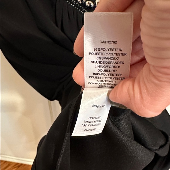 Laundry By Shelli Segal Black Dress with Embellished Waist - Picture 9 of 9